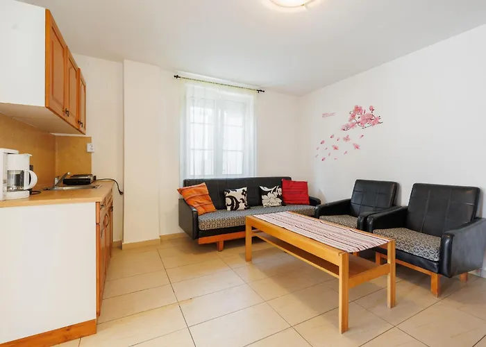 בית נופש Apricot By Interhome